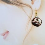 アンパンの切り絵イヤーアクセサリー着画