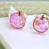 熟したばかりの恋の実(りんごの切り絵)ピアス/イヤリング