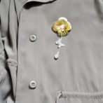 切り絵花ブローチ金有料オプション付き