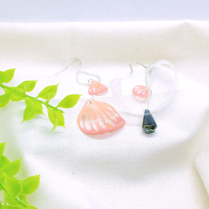 切り絵花弁薄桃