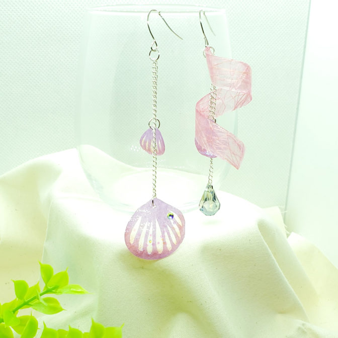 切り絵花弁薄紫