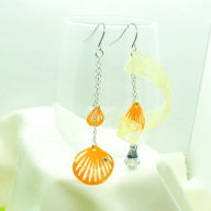 風に舞う花弁[オレンジ]