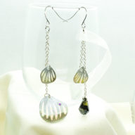 風に舞う花弁[銀]