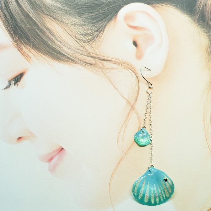 切り絵花弁空着画