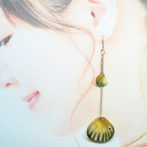 切り絵花弁金着画