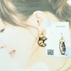 クロワッサン切り絵イヤーアクセサリー着画