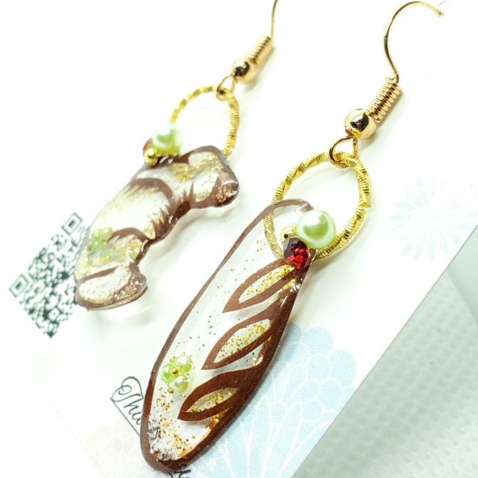 クロワッサンとフランスパンの切り絵イヤーアクセサリー