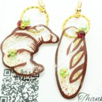 クロワッサンとフランスパンの切り絵イヤーアクセサリー