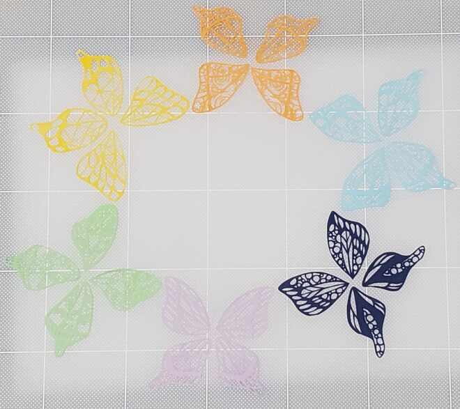 カラフル切り絵蝶々