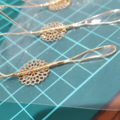 蝶々の切り絵かんざし制作過程２