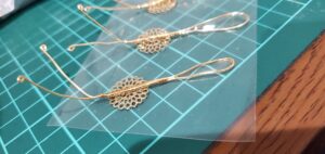 蝶々本体接着済み