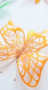 切り絵蝶々黄色