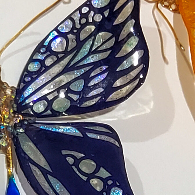 切り絵蝶々群青ラメ見せ