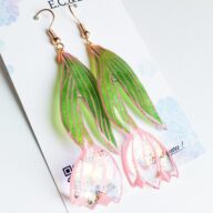 [桃]チューリップの切り絵ピアス/イヤリング