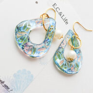 キラキラ雫の切り絵ピアス/イヤリング