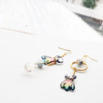 てるてる坊主の切り絵アクセ